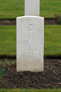 Harrogate (Stonefall) Cemetery - Crutcher, Ronald William